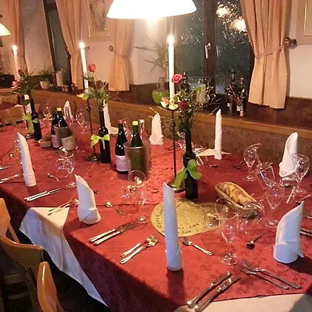 Landgasthof Sonne Otel 2*